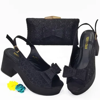 Taliansky Dizajn Najnovšie Svadobné dámske Topánky a Tašky Set S Farebnými Kryštálmi A Kovové Dekorácie V Čiernej Farbe Sandále